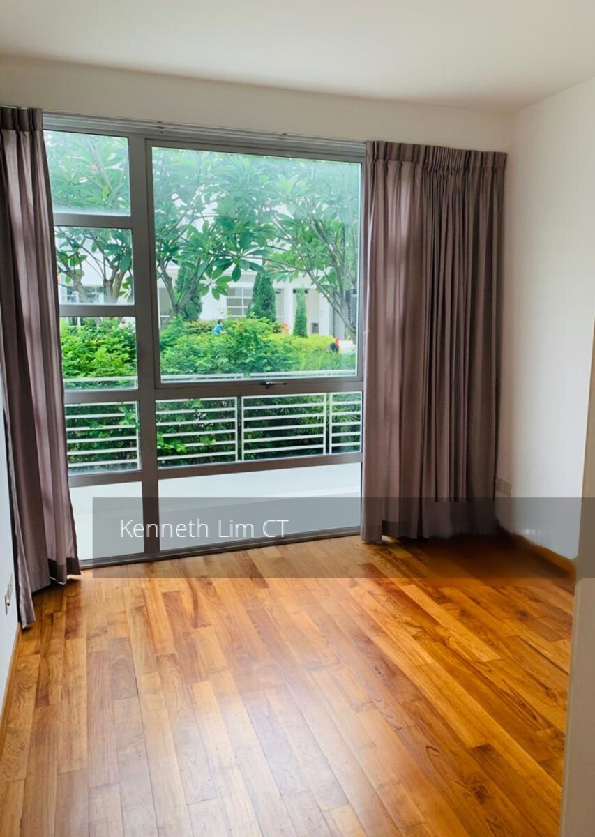 Poshgrove East (D15), Condominium #240840871